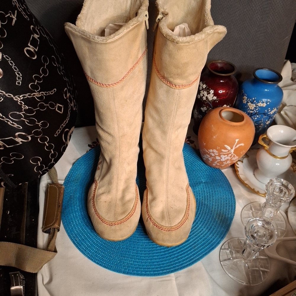 adidas Women's Cream Winter Boots